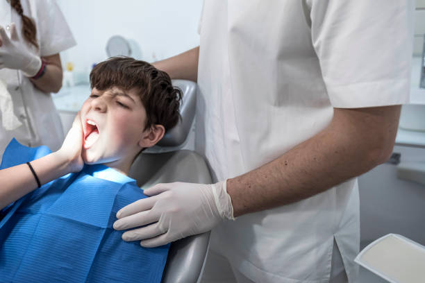 Best Weekend Emergency Dentist in Montague, CA